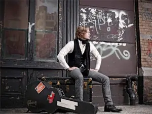 Arno Carstens