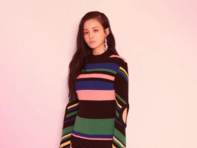 LEE HI 