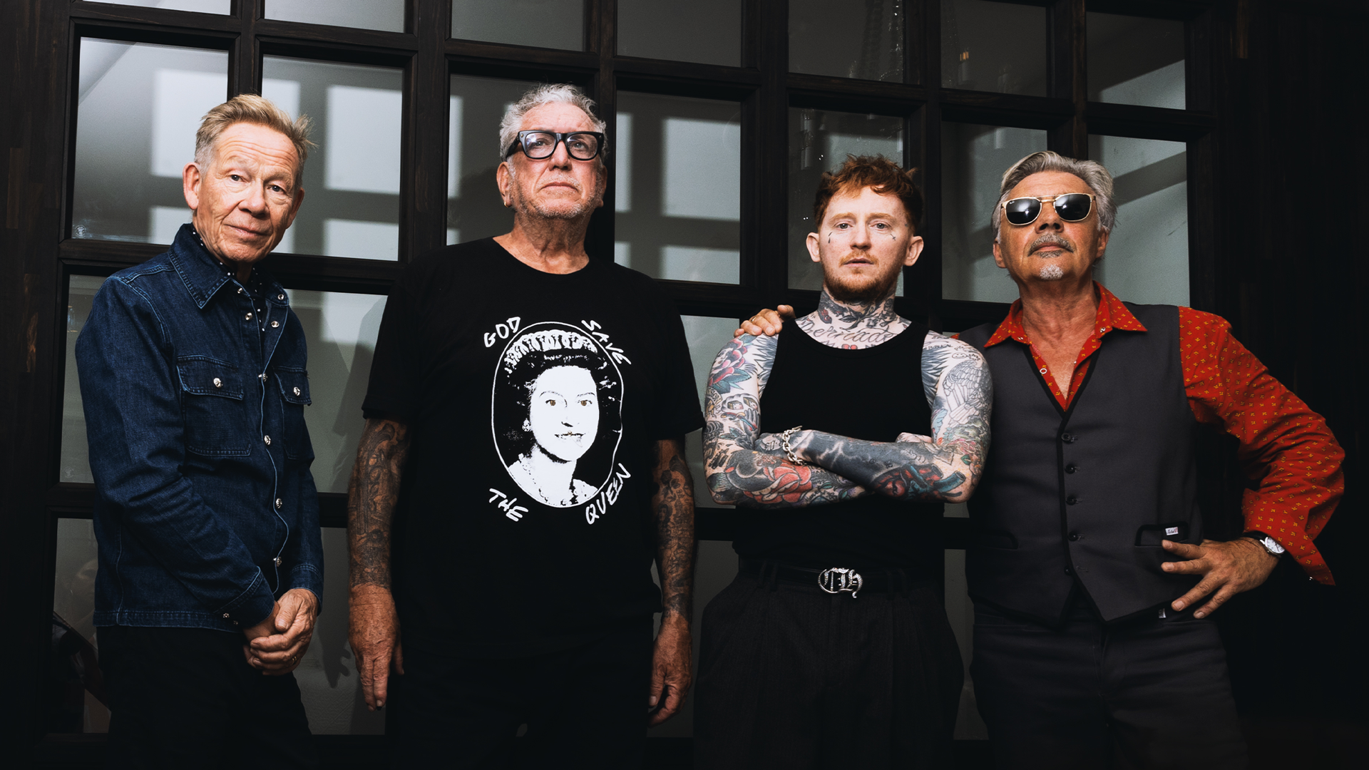 Sex Pistols (Paul Cook, Steve Jones, Glen Matlock) featuring Frank Carter