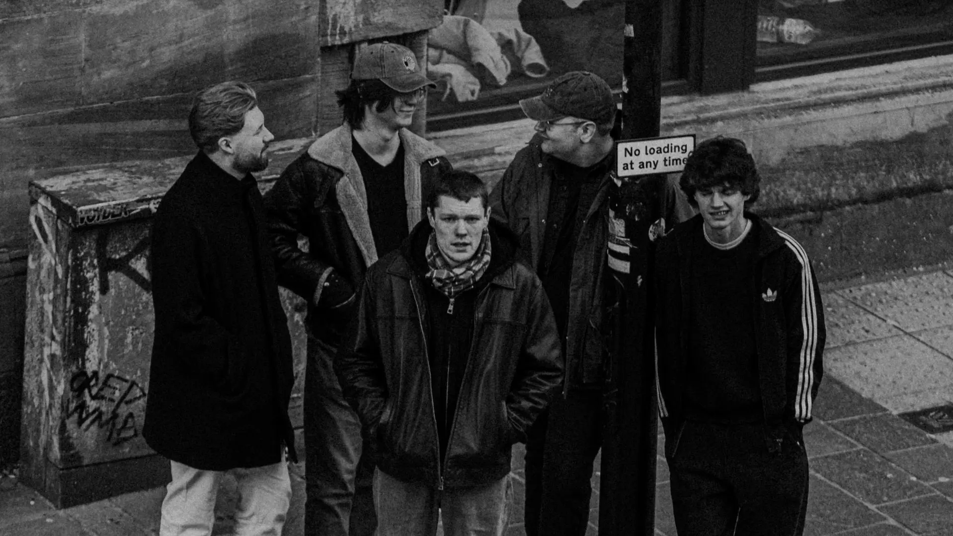 B&W image of the band heavyskint