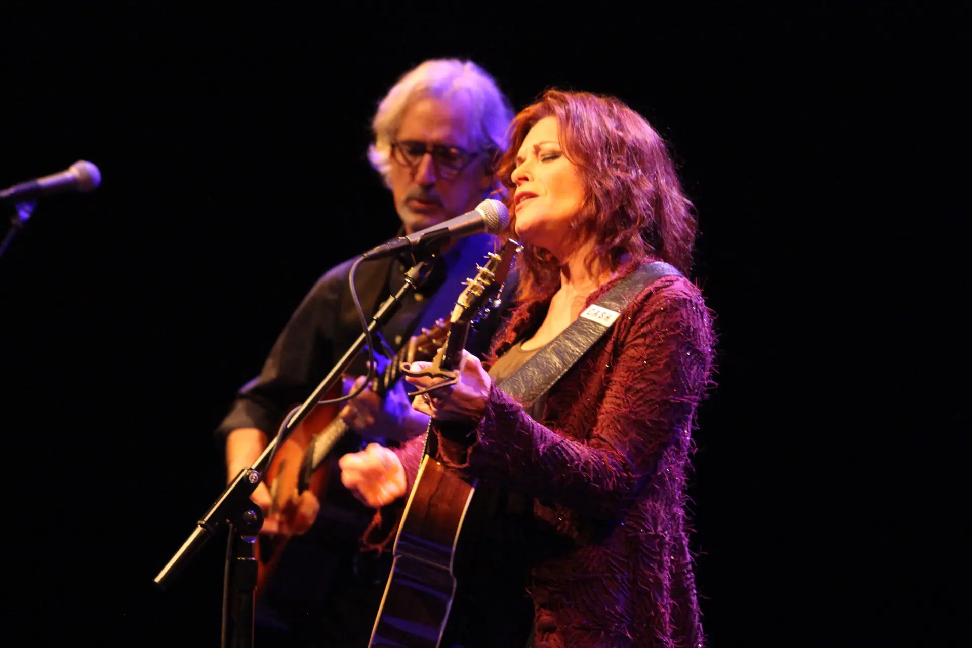 Press photo of Rosanne Cash with John Leventhal