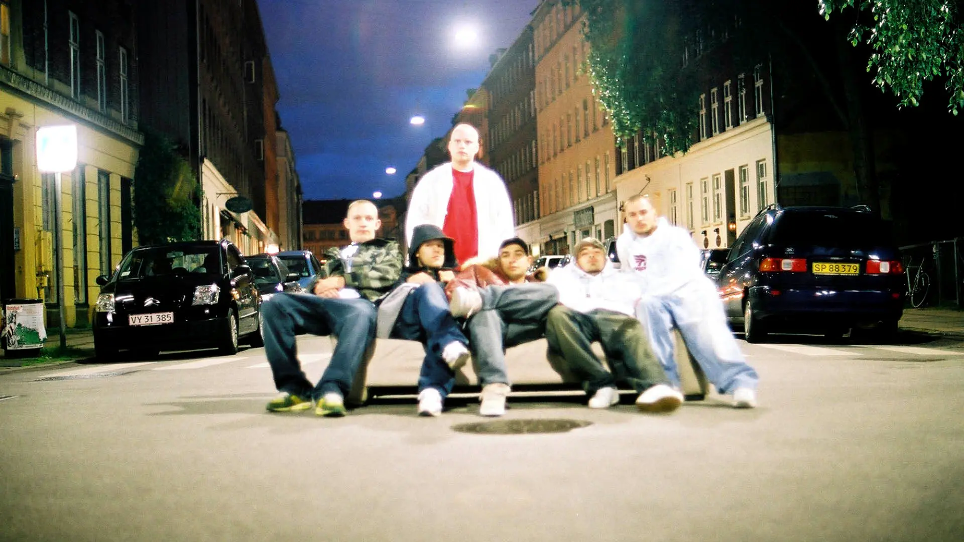 Press photo of Rent Mel